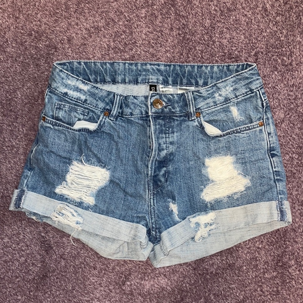 Button up high waisted, distressed shorts